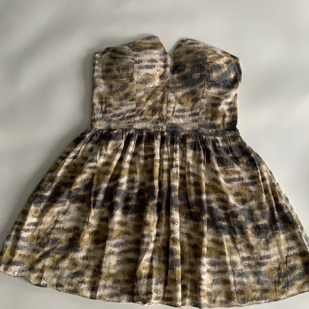 strapless dress, size "P"